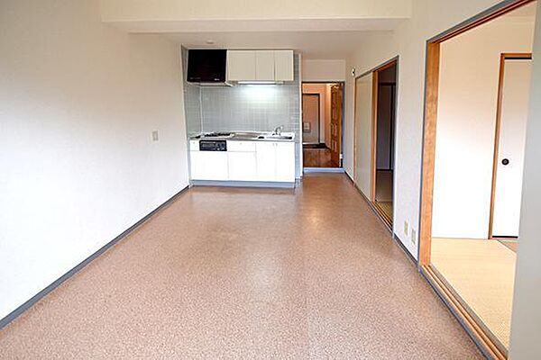 apartment 茨城県取手市井野台
地図を見る