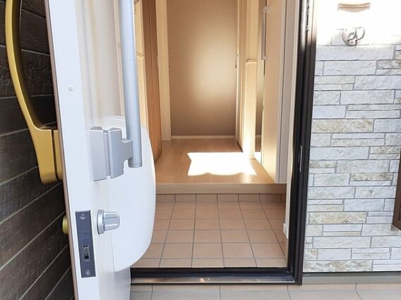 サリュー_内装_3