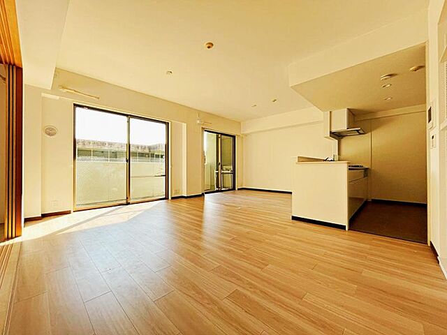 リビング/ダイニング プリムローズ百草園 3階/-