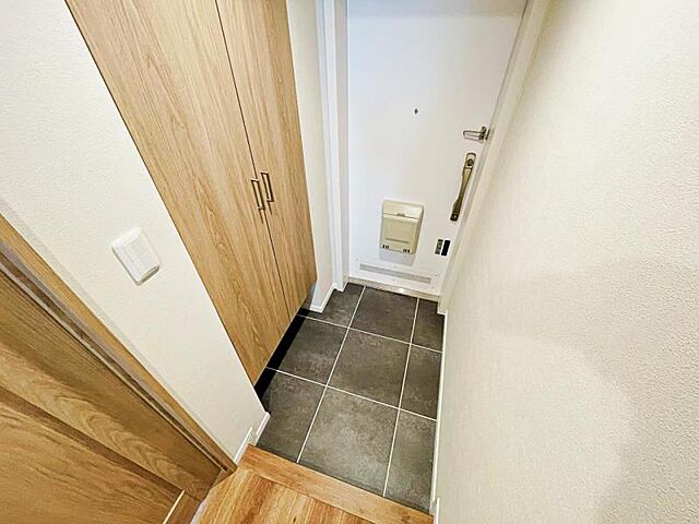 玄関 調布ロイヤルハイツ 2階/-