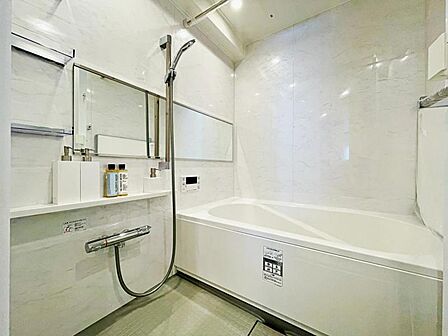 ユニットバス新規交換済（浴室換気乾燥機・追炊き機能付き）