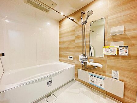 1620サイズのユニットバス新規交換済(浴室換気乾燥機・追炊き機能付き)