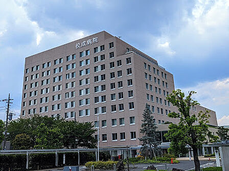 杏林大学医学部付属杉並病院 徒歩20分