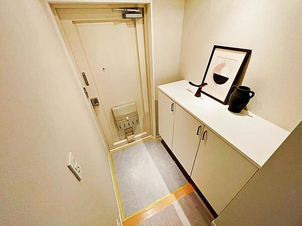 玄関を拡大表示