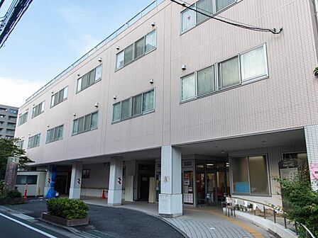 中野共立病院 徒歩3分