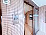 その他：【毎日を快適に！エレベーター完備の住まい】重い荷物も、ベビーカーも、もう階段で苦労しません！エレベーター完備で、どんな世代の方もストレスフリーな毎日を過ごせます。