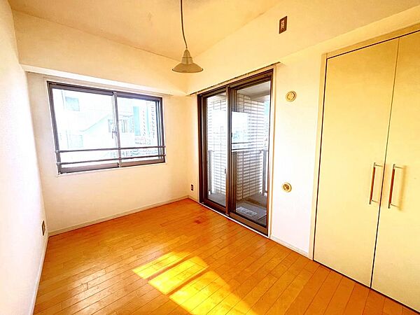 洋室