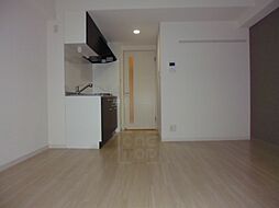 グランブルー高槻 5階1LDKのリビング/ダイニング