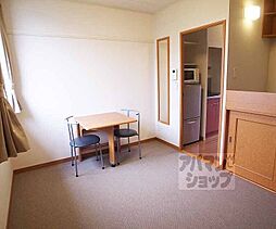 レオパレスＫＩＲＡＲＡ 101 1階1Kのリビング/ダイニング