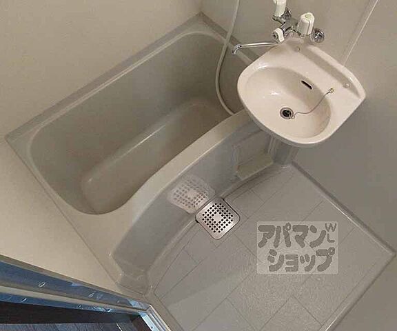 浴室