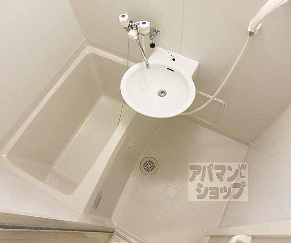 浴室