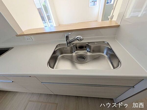 キッチンを拡大表示