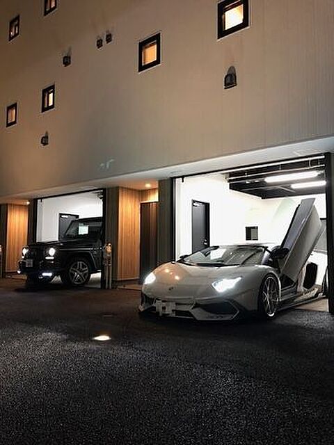 7 / 28