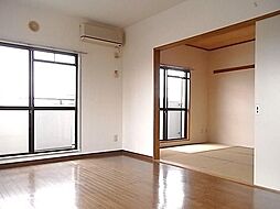 JR青梅線 小作駅 徒歩12分の賃貸マンション 4階3LDKのリビング/ダイニング