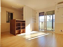 エンブレム 101 1階1LDKのリビング/ダイニング