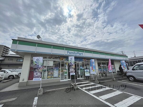 画像25:ファミリーマート　桜井薬師町店まで1800メートル