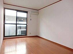 フレア・プランドールA 105 1階1Kのリビング/ダイニング