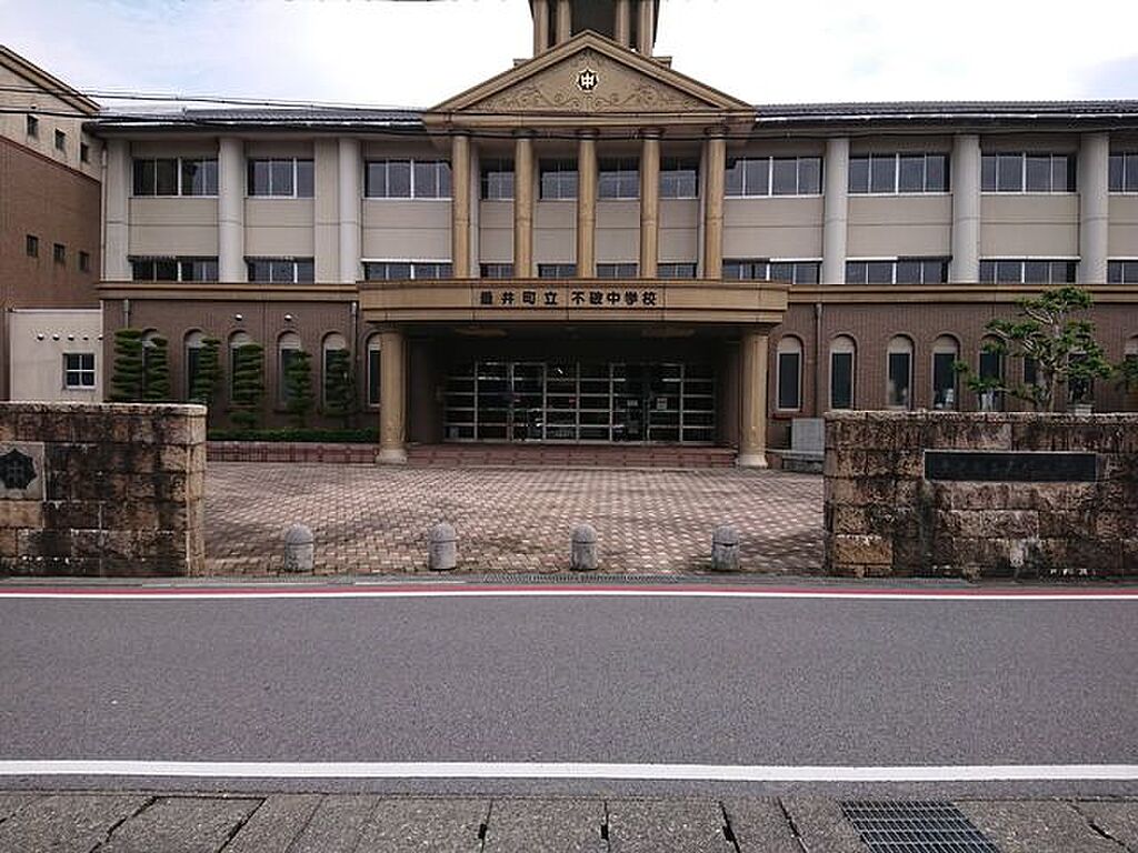 detached 岐阜県不破郡垂井町綾戸1084番14、11、15、2、3