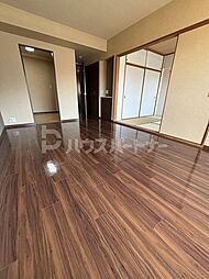 JR総武線 新小岩駅 徒歩19分の賃貸マンション 6階3LDKのリビング/ダイニング