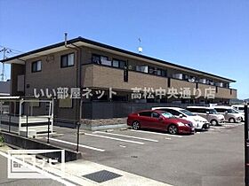 メゾン・ド・シャルマンJ＆S 102 ｜ 香川県高松市林町1322-4（賃貸アパート2LDK・1階・58.70㎡） その1