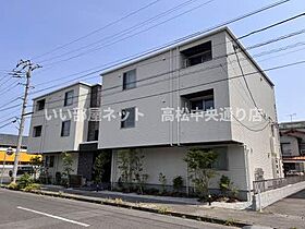 ヴォワレ エ フルール新北町 202 ｜ 香川県高松市新北町（賃貸マンション1LDK・2階・45.63㎡） その1