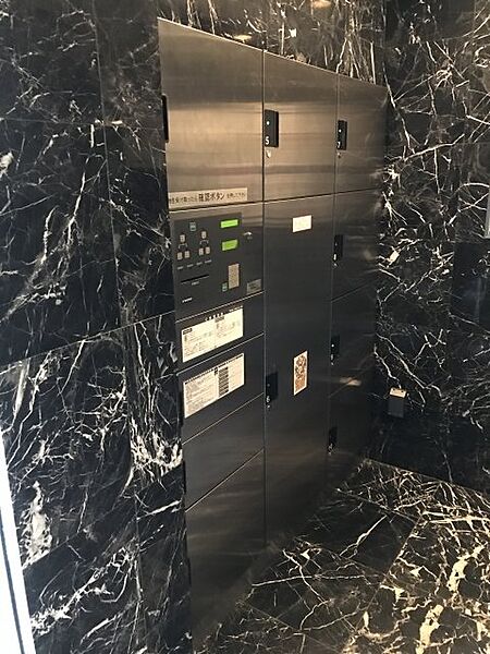 エントランスを拡大表示