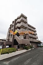 福岡県久留米市本山1丁目7-31（賃貸マンション3LDK・2階・73.60㎡） その1