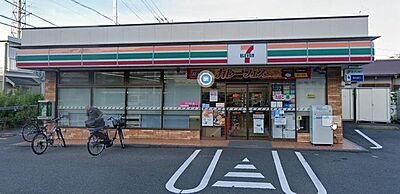 周辺：セブンイレブン横須賀佐野町3丁目店 徒歩8分。 600m