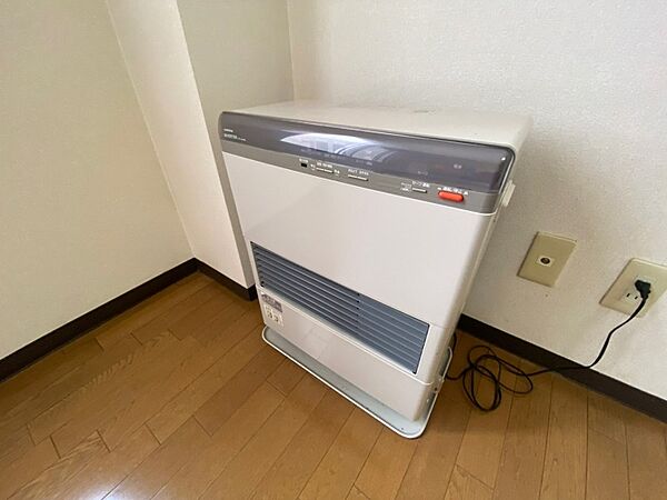 画像21:灯油暖房です。札幌の寒い冬もこれで大丈夫！