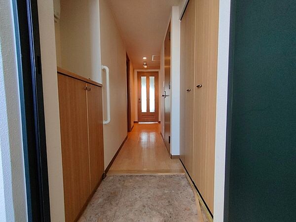 画像12:お部屋の第一印象を決める玄関はこちらです！