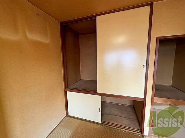 寝室