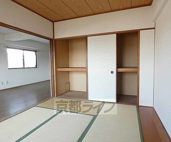 寝室