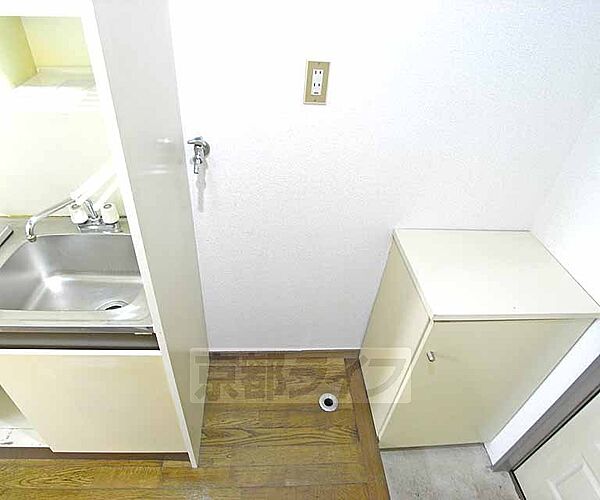 画像7:キッチン横に洗濯機が置けます