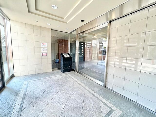 エントランス