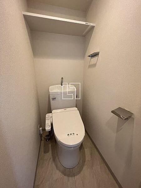 画像9:ファステート難波WESTディオン　トイレ