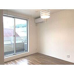 ＩＤＣＴＨＥ　ＣＩＴＹ　塩屋 301 3階ワンルームのリビング/ダイニング