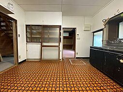 御代田戸建 6DKのリビング/ダイニング