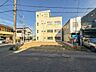 外観：【前面道路 幅員 南東約4m】陽当りや通風性など各所に施された工夫で住みやすさを実現。部屋の大きさや周辺環境・街並など、資料には掲載していない情報が現地にはたくさんございます。是非ご確認下さ…