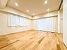 室内：【LDK16.6帖】陽当りや通風性など各所に施された工夫で住みやすさを実現。