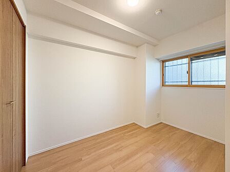【洋室】充実した生活は伸びやかな居室空間から始まります