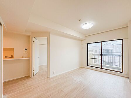 【LDK13.1帖】整然とした空間演出、快適な理想の暮らしの実現は家のみの拘りではなく、そこで暮らす方々にとって素敵な環境であることも挙げられると思います。四季折々の変化が奏でる鼓動を楽しん…