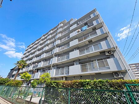 【外観】陽当りや通風性など各所に施された工夫で住みやすさを実現。部屋の大きさや周辺環境・街並など、資料には掲載していない情報が現地にはたくさんございます。是非ご確認下さい。