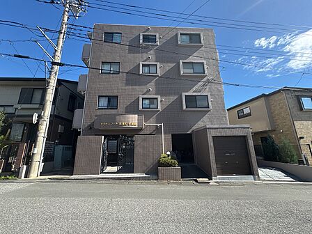 【外観】陽当りや通風性など各所に施された工夫で住みやすさを実現。部屋の大きさや周辺環境・街並など、資料には掲載していない情報が現地にはたくさんございます。是非ご確認下さい。