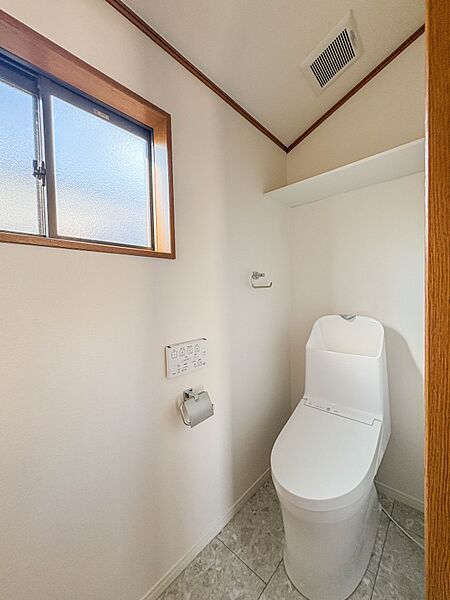 トイレを拡大表示
