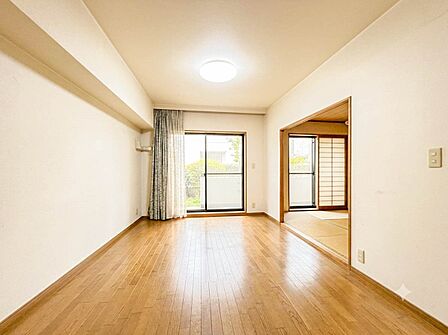 【LDK11.2帖】整然とした空間演出、快適な理想の暮らしの実現は家のみの拘りではなく、そこで暮らす方々にとって素敵な環境であることも挙げられると思います。四季折々の変化が奏でる鼓動を楽しん…