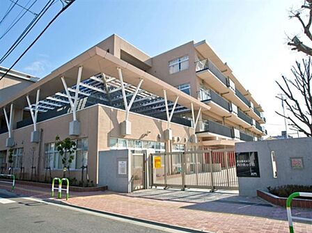 小学校 290m 北区立西浮間小学校