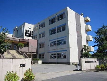小学校 235m 越谷市立西方小学校