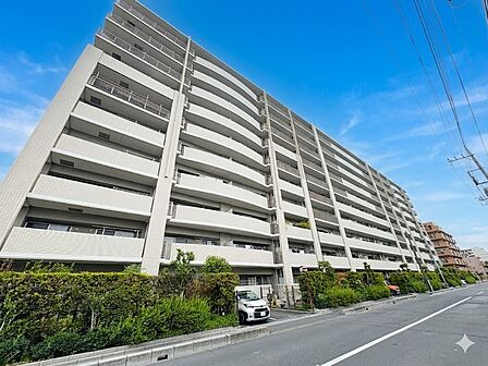 【外観】総戸数290戸の大規模マンション・キッズルームや共用施設も充実・室内フルリフォーム済