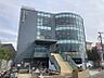 周辺：柏原市立国分図書館 徒歩22分。 1710m