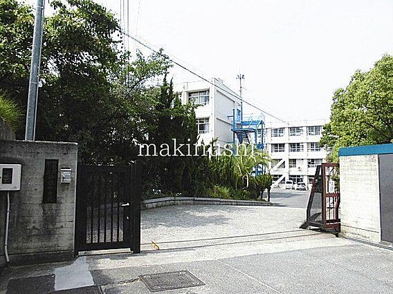 羽曳野市立峰塚...